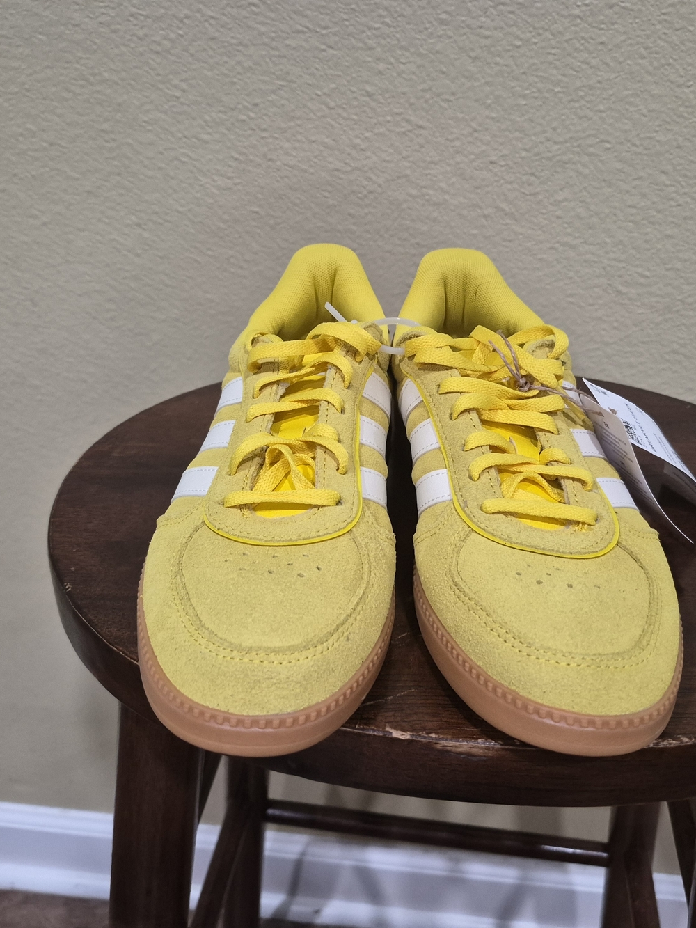 Adidas Breaknet Women's Yellow Suede with White Stripes and Gum Sole Size 7